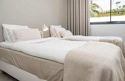 CAH - Large terrace indoor pool and gym - Photo 32