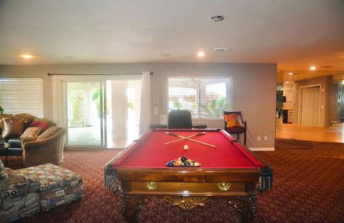 Villa with Pickleball - BB court - Pool - Foto 64