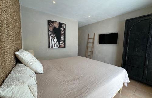 Beautiful villa with pool and stunning view - Foto 14