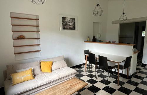 Le Mazet de la pointe dans les Alpilles avec piscine et jardin - Foto 13