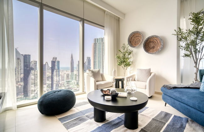 Classy Downtown 2BR w City View Balcony - Photo 26