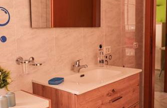 La casa di Lavy - private parking + wifi - Foto 37