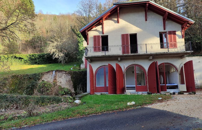 Exceptional Chalet on Estate With Swimming Pool - Photo 19