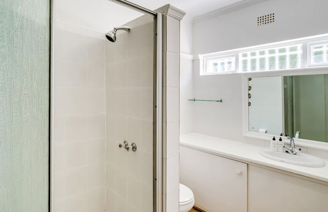 Unwind in Coastal Charm at Villa Santorini - Photo 42