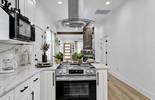 Avondale Home - Photo 9