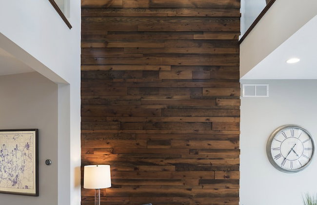 Lakefront Luxury - Photo 21