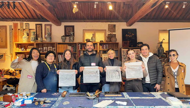 Uma oficina de impressão em madeira