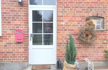 schöne geräumige ganze Wohnung als Unterkunft - Foto 1