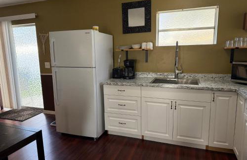 LARGE 2bed 1bath Near Beach & Downtown with KING BED - Foto 5