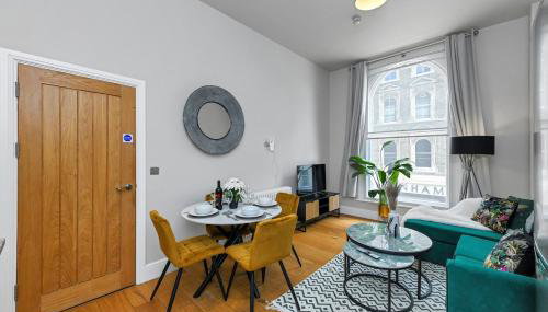 1 Bed Apt Next to Market Square & Transport Links - Foto 4