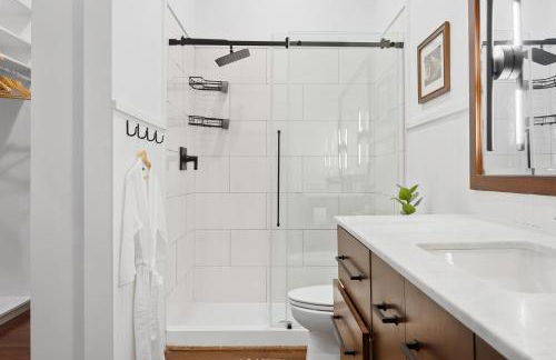 Urban Bourbon Escape - Downtown Louisville Getaway - Foto 46