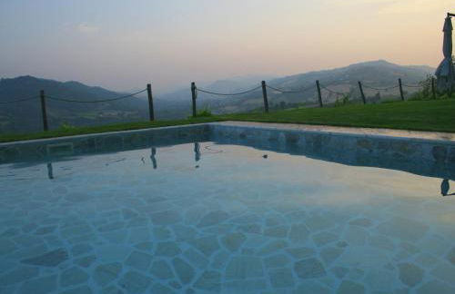 Lovely Holiday Home in Monte Colombo on Farm - Foto 8