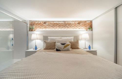 3min Walk Malasana - Trendy Cafes and Tapas Street - Photo 9