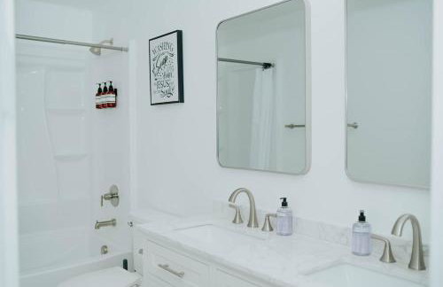 5040 Sqft l Sleeps 25 l Near Ski & Downtown SLC - Foto 63