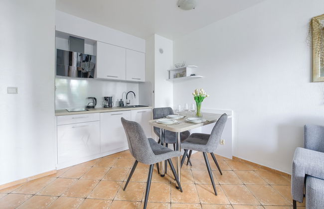 Apartamenty Sun & Snow w Rezydencji Bielik - Photo 24