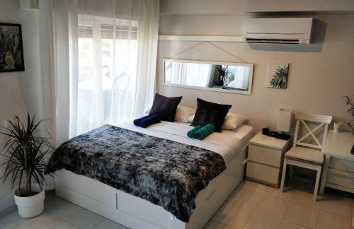 Bonavista Studio with a Balcony - Calella - Photo 19