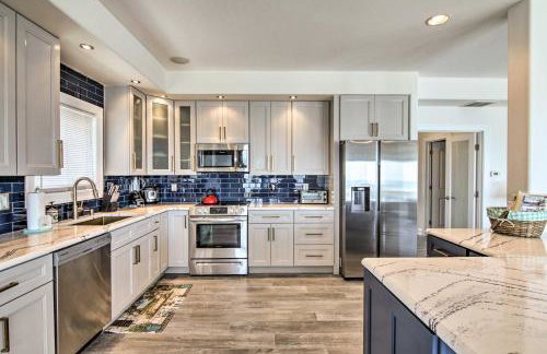 Waterfront Sanctuary w/ Panoramic Bay Views! - Foto 11