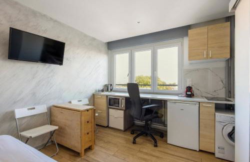 WilSix by Max, Renovated, bright studio, 1 min from train station - Foto 6