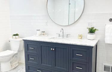 3 story, 100 year-old home, 4BR, 3 king & 2 queen beds - Foto 5