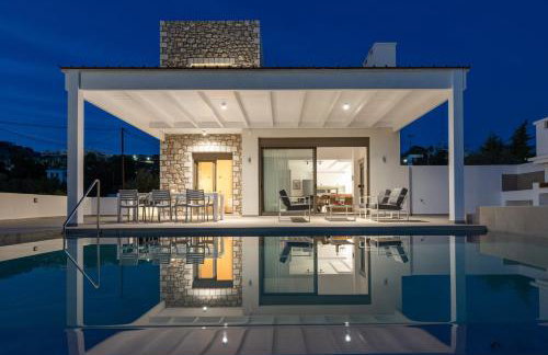 VILLA IRIS in PEFKOS, PINE VILLAS - Photo 9