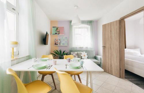 Creekside Colors - Playful Apartment - Foto 15
