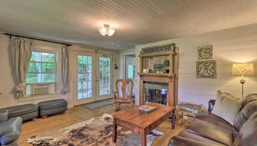 Lil Red Hen Cottage in the Boone Area with Hot Tub - Foto 3