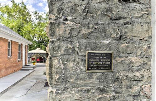 Charming Historic Condo - Walk to Downtown and UW - Foto 26