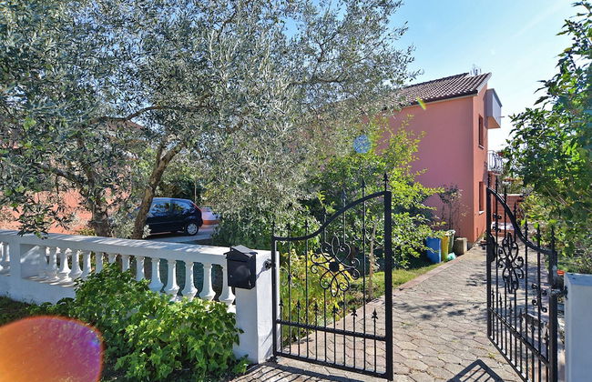 Apartment 1079 - Photo 25