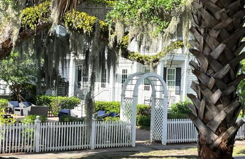 Couples Retreat, Walk to waterfront, shops and restaurants! - Foto 23