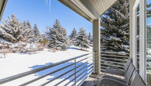 Year-Round Base with Balcony and Mtn Views in Driggs! - Foto 3