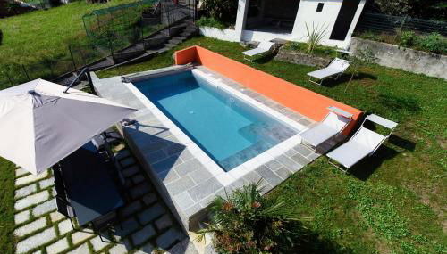 Villa Jolie - by MyHomeInComo - Foto 2, sunbed