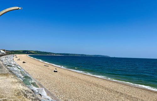 Beachfront Bliss, Sea Views, Parking, Dogs Welcome - Foto 4