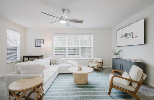 Happy in Old Town Bluffton - Photo 9