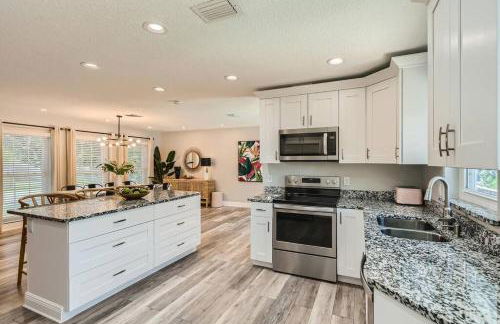 Gulfside Retreat Big Family Near Clearwater StPete - Foto 27