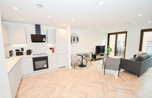 Modern 1 Bed Flat in Central Manchester w Balcony - Foto 15
