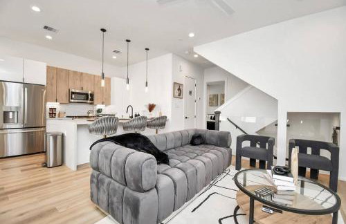 Chateau de Amour- Exquisite Townhouse - Medical Center, Downtown HTX - Foto 1