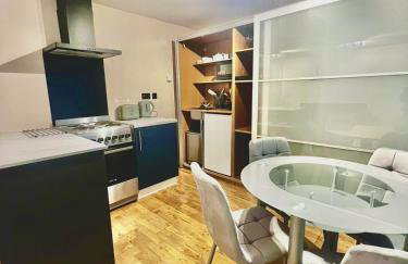 Dartford Cozy One-Bedroom Flat - Sleeps 2 - Foto 1