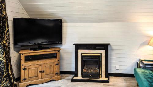 Lugh 9 - Hot Tub-Perth-Pets-Luxury-Hunting Tower - Foto 3