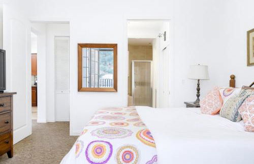 LegacyVilla 1 BR Suite,Patio,Views,Sleeps 4 - Photo 10