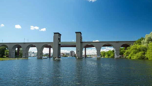Rota sob as pontes de Estocolmo