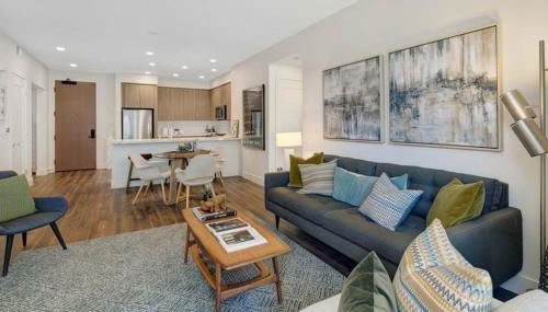 Flats at Cityline - Photo 1