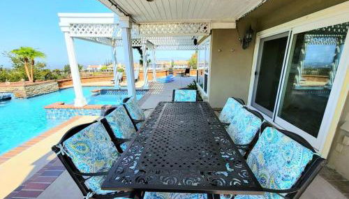 Majestic Anaheim Panorama Hill Home With Sunset - Foto 3