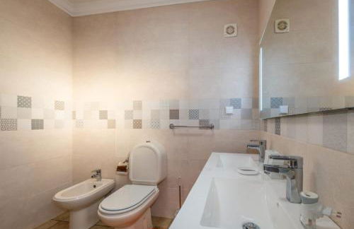 Villa Sequeira - Private Pool - Free WIFI - BY BEDZY - Foto 36