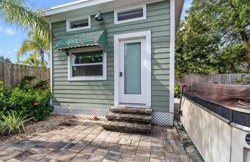 Florida Breeze l Hot Tub l Walkable - Foto 58