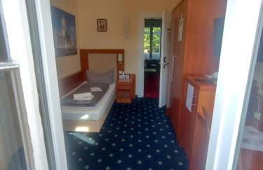 ZM23, Single Room with private Balcony - Foto 6