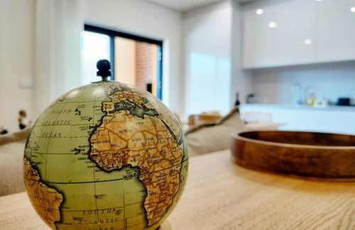 By the Sea - Foto 30