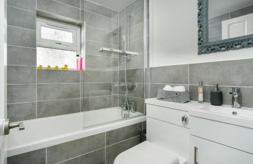 House for Families or Groups near Cardiff City Centre - Foto 24