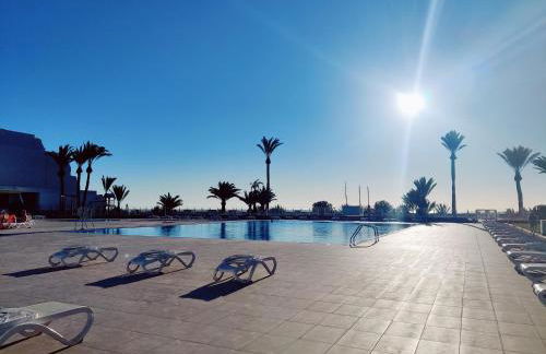 MARAVILLA Suite Seaside by lAmOnDaos - Heated Pool - - Foto 2