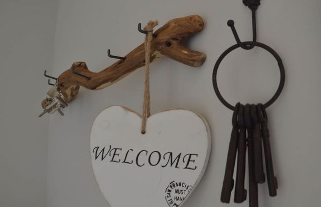 Wonderful Country House With Huge Garden - Photo 31