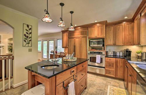 Easy Hiking and Sightseeing! Kingsport Home with Deck - Foto 9